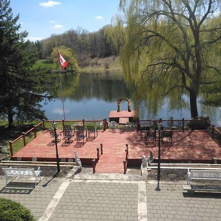 Lakeside Private Suite-Queen Bed Room Tottenham 외부 사진