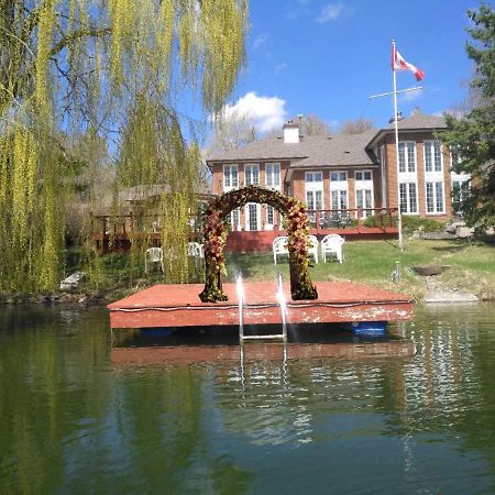 Lakeside Private Suite-Queen Bed Room Tottenham 외부 사진