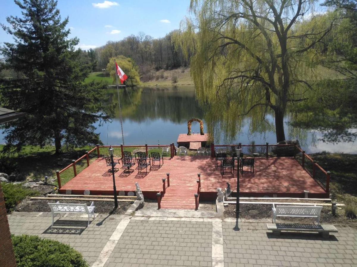 Lakeside Private Suite-Queen Bed Room Tottenham 외부 사진