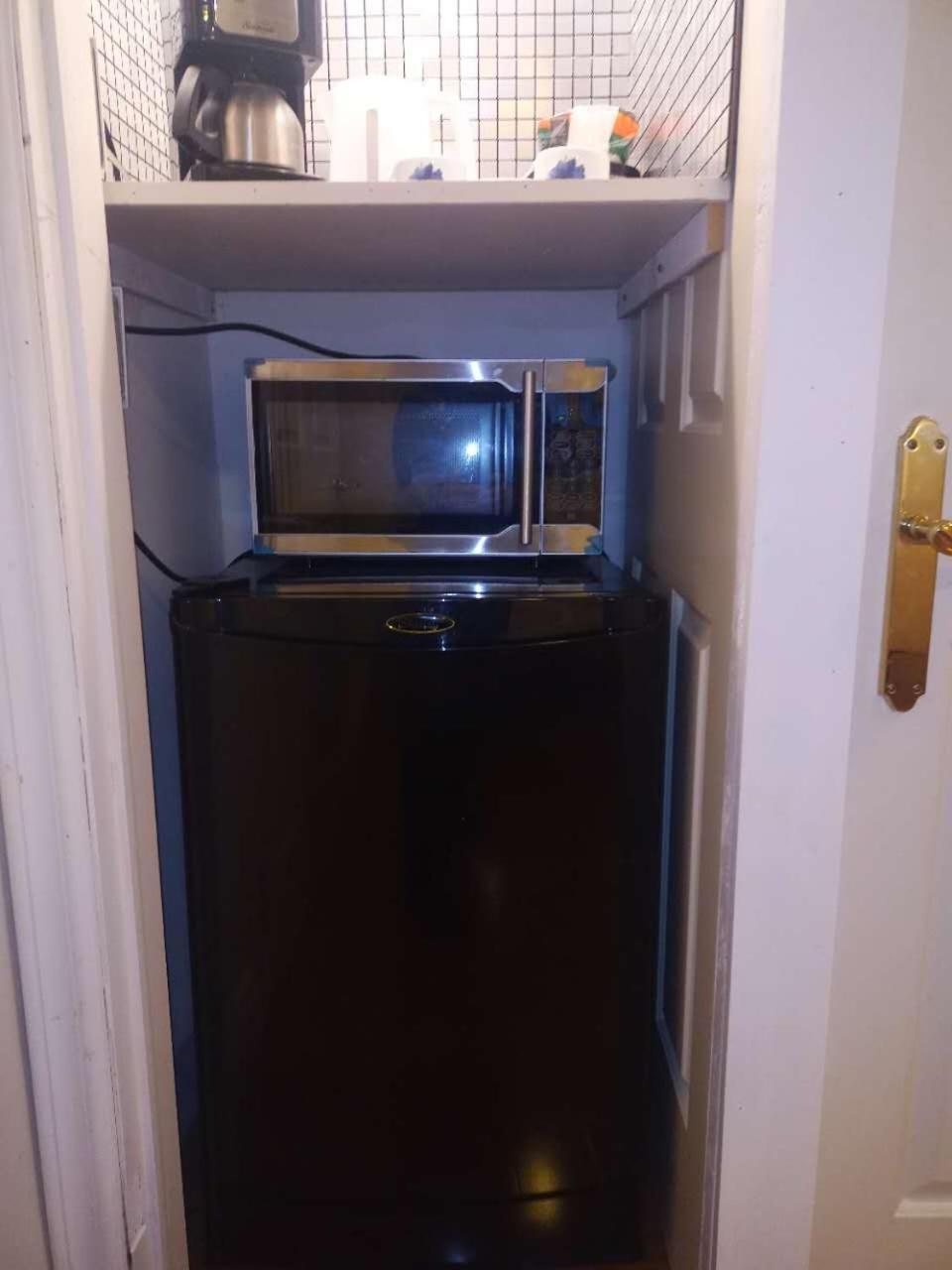 Lakeside Private Suite-Queen Bed Room Tottenham 외부 사진